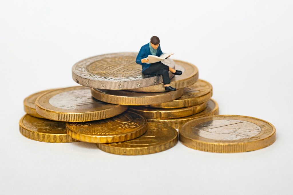 Ways to Break Out of a Financial Rut and Move Forward Faster